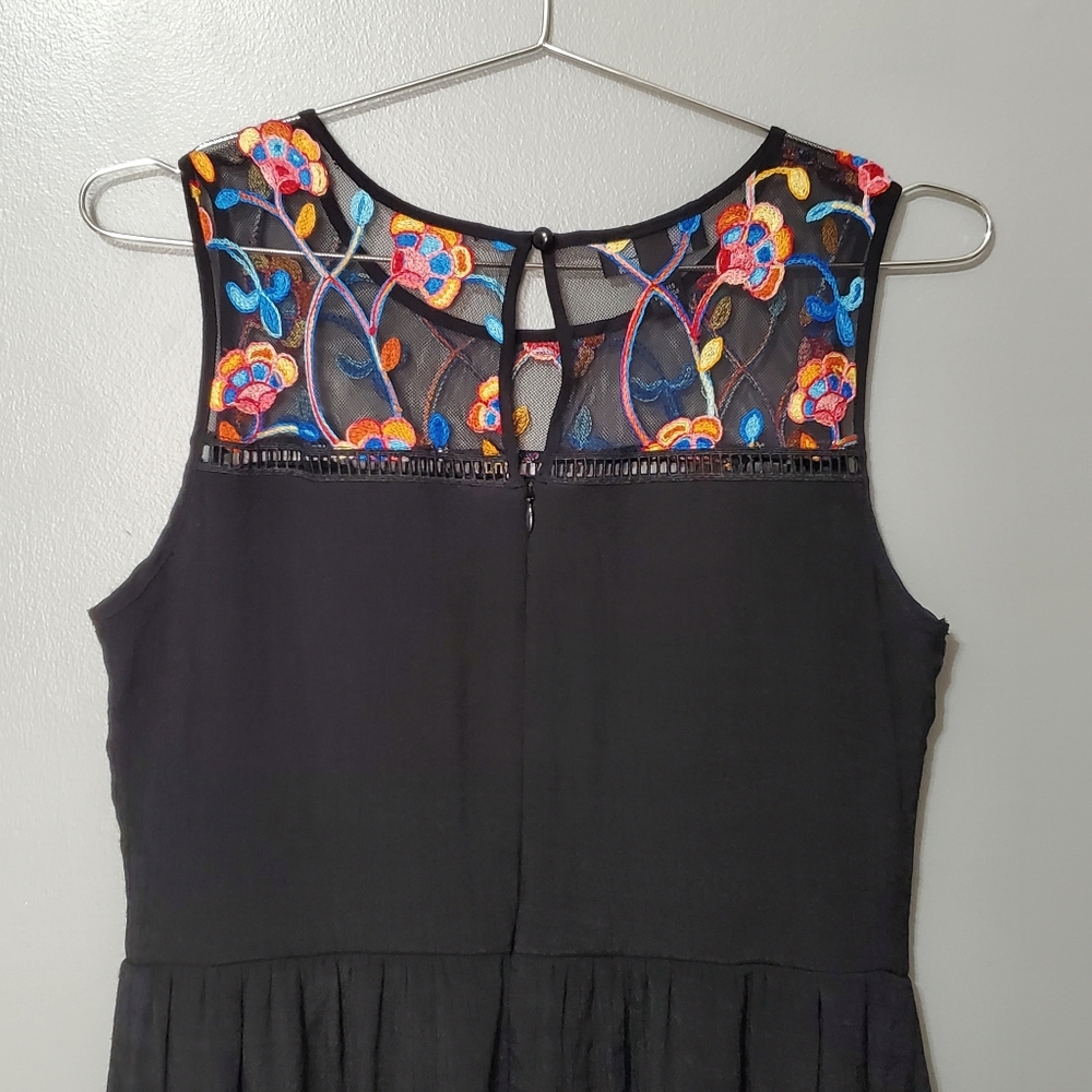 AGB Black Midi Dress with Multicolor Embroidered Floral Design Size 14 - Picture 7 of 11
